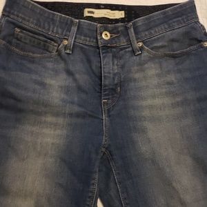 Levis jeans